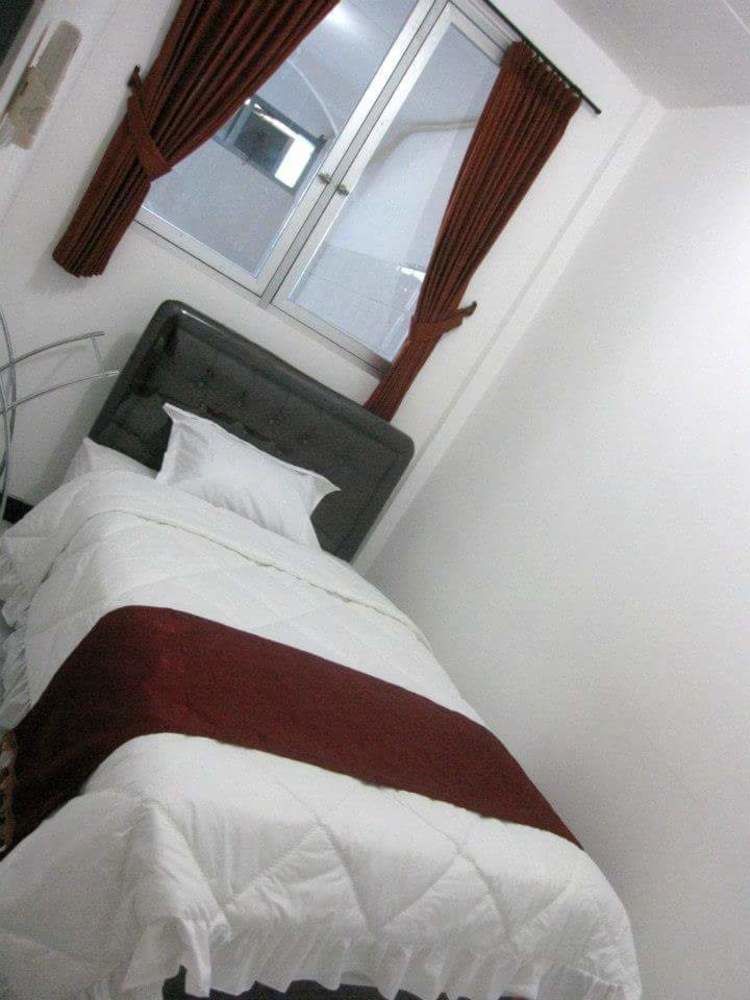 סוראבאיה Providence Homestay מראה חיצוני תמונה
